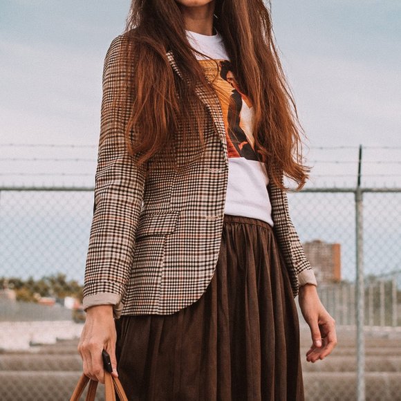 Professor Blazer - Picture 1 of 6